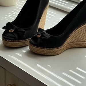 Tory Burch Black Wedges with Tan Espadrille